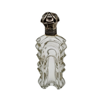 Charger l&#39;image dans la galerie, Flacon ancien à sels ou à parfum en verre moulé et monture en métal argenté, vers 1890/1910 Le Charme des Violettes - Brocante en ligne
