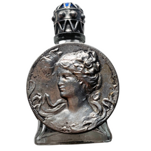Charger l&#39;image dans la galerie, Petit flacon à parfum vintage orné de médaillons féminins de style Art nouveau, vers 1950-1960 Le Charme des Violettes - Brocante en ligne
