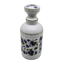 Afbeelding in Gallery-weergave laden, Flacon à parfum aux violettes en porcelaine, années 1920-1935
