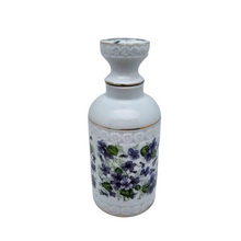 Afbeelding in Gallery-weergave laden, Flacon à parfum aux violettes en porcelaine, années 1920-1935
