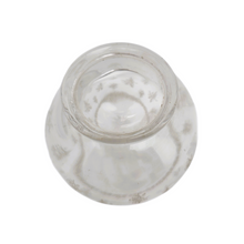 Charger l'image dans la galerie, Duo de flacons de toilette en verre taillé et gravé, fin XIXᵉ - vers 1900 Le Charme des Violettes - Brocante en ligne
