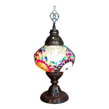 Charger l&#39;image dans la galerie, Lampe turque vintage en mosaïque de verre et perles multicolores
