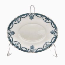 Load image into Gallery viewer, Berkeley Losol Ware Keeling and Co Burslem, Plat ovale en porcelaine anglaise au décor Evesham vert et blanc, années 1920
