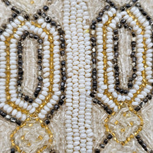 Load image into Gallery viewer, Minaudière perlée vintage, dans le goût de l’Art déco, vers 1950–1960 Le Charme des Violettes - Brocante en ligne
