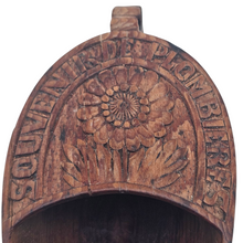 Charger l&#39;image dans la galerie, Mesure ancienne en bois sculpté – Souvenir de Plombières (Belgique), fin XIXè - début XXè Le Charme des Violettes - Brocante en ligne
