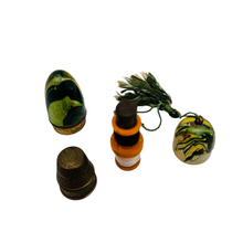 Charger l'image dans la galerie, Nécessaire à couture de sac en laiton décoré, années 1930–1940
