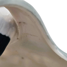 Charger l'image dans la galerie, Petit panier en porcelaine aux deux oiseaux, années 1930-1950 Le Charme des Violettes - Brocante en ligne
