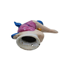 Charger l'image dans la galerie, Pare-gouttes en porcelaine – Baigneuse Art déco vers 1930 Le Charme des Violettes - Brocante en ligne
