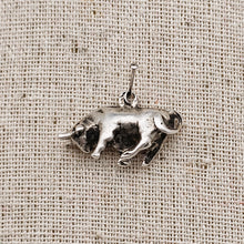 Charger l&#39;image dans la galerie, Pendentif Taureau en argent, années Le Charme des Violettes - Brocante en ligne
