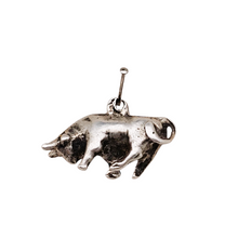 Charger l&#39;image dans la galerie, Pendentif Taureau en argent, années Le Charme des Violettes - Brocante en ligne
