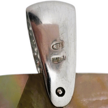 Load image into Gallery viewer, Pendentif en mosaïque de nacre et bélière en argent 925, années 1990-2010 Le Charme des Violettes - Brocante en ligne
