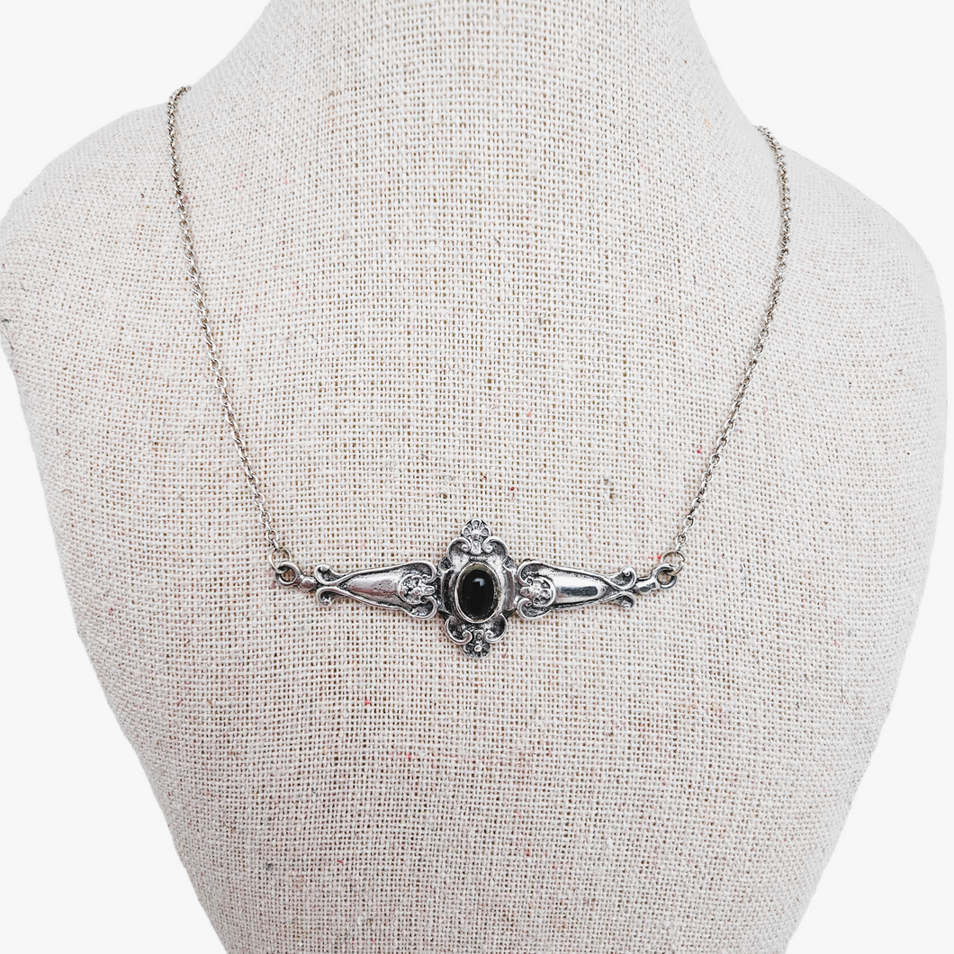 Collier en argent et onyx noir d'inspiration Art Nouveau, XXè
