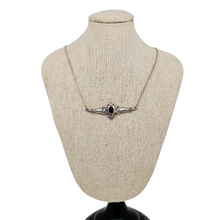 Charger l&#39;image dans la galerie, Collier en argent et onyx noir d&#39;inspiration Art Nouveau, XXè
