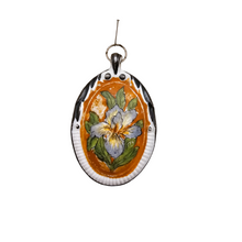 Charger l&#39;image dans la galerie, Pendentif Art nouveau en porcelaine, motif à l&#39;iris, années 1900
