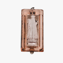 Load image into Gallery viewer, Pendentif sanctuaire de poche Art déco, Tchécoslovaquie, années 1920-1930
