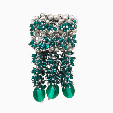 Pendentif-collier vintage en perles de verre vertes et ruban satiné, années 1970-80 Le Charme des Violettes - Brocante en ligne