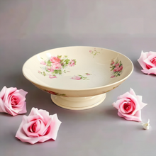 Charger l&#39;image dans la galerie, Compotier ancien en porcelaine à motifs de roses

