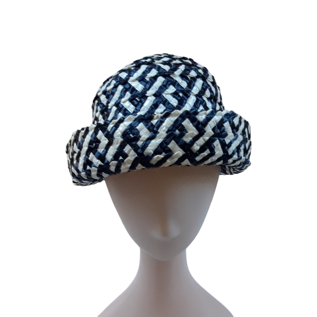 Chapeau de paille blanc et bleu vintage, années 1950