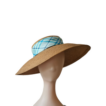 Charger l&#39;image dans la galerie, Chapeau-Capeline New Look en paille et foulard vintage, années 1950
