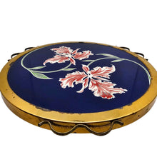 Load image into Gallery viewer, Plat à gâteau tournant en céramique Art déco aux iris, vers 1930-1940 Le Charme des Violettes - Brocante en ligne
