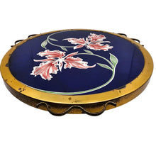 Load image into Gallery viewer, Plat à gâteau tournant en céramique Art déco aux iris, vers 1930-1940 Le Charme des Violettes - Brocante en ligne

