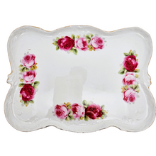 Charger l&#39;image dans la galerie, Plateau vintage en porcelaine à décor de roses, 1è moitié XXè
