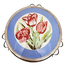 Charger l'image dans la galerie, Plat à gâteau tournant Art déco aux tulipes – fond bleu ciel, vers 1930-1940 Le Charme des Violettes - Brocante en ligne
