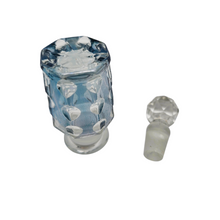 Charger l'image dans la galerie, Porte-lettres en métal doré peint à la main avec deux flacons, fin XIXè - début XXè
