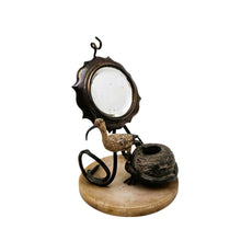 Charger l'image dans la galerie, Porte-montre encrier en bronze de Vienne à l’ibis – albâtre et miroir biseauté, vers 1900 Le Charme des Violettes - Brocante en ligne
