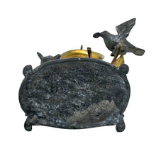 Load image into Gallery viewer, Porte-montre en plomb de Nuremberg – Le Corbeau et le Renard, fin XIXe siècle Le Charme des Violettes - Brocante en ligne
