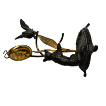 Load image into Gallery viewer, Porte-montre en plomb de Nuremberg – Le Corbeau et le Renard, fin XIXe siècle Le Charme des Violettes - Brocante en ligne
