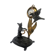 Load image into Gallery viewer, Porte-montre en plomb de Nuremberg – Le Corbeau et le Renard, fin XIXe siècle Le Charme des Violettes - Brocante en ligne
