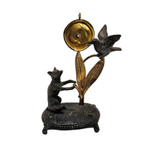 Load image into Gallery viewer, Porte-montre en plomb de Nuremberg – Le Corbeau et le Renard, fin XIXe siècle Le Charme des Violettes - Brocante en ligne
