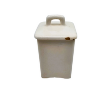 Charger l'image dans la galerie, Ensemble de 6 pots à épices Ditmar Urbach, décor d’oiseaux, Tchécoslovaquie, années 1930-1940 Le Charme des Violettes - Brocante en ligne
