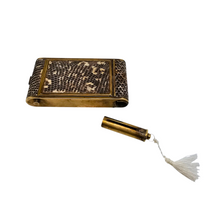 Charger l&#39;image dans la galerie, ✨ Nécessaire Art Déco en peau de serpent et laiton, Poudrier, manucure &amp; rouge à lèvres, vers 1925-1935 Le Charme des Violettes - Brocante en ligne
