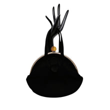 Charger l'image dans la galerie, Sac du soir Art déco en daim noir – fermoir façon ambre, années 1930 Le Charme des Violettes - Brocante en ligne
