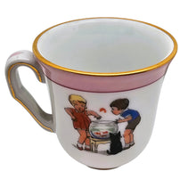 Load image into Gallery viewer, Charmant service pour bébé en porcelaine de Limoges – assiette chauffante et tasse – décor enfantin, années 1950 Le Charme des Violettes - Brocante en ligne
