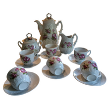Charger l&#39;image dans la galerie, Service à café complet en porcelaine à décor de roses
