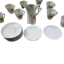 Load image into Gallery viewer, Service  à café ou à chocolat Art nouveau en porcelaine blanche fleurie de petites roses pour 12 personnes, années 1900
