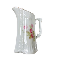 Load image into Gallery viewer, Service  à café ou à chocolat Art nouveau en porcelaine blanche fleurie de petites roses pour 12 personnes, années 1900
