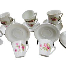 Load image into Gallery viewer, Service  à café ou à chocolat Art nouveau en porcelaine blanche fleurie de petites roses pour 12 personnes, années 1900
