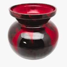 Load image into Gallery viewer, St. Lukas Maarssen, Vase Art déco en faïence, années 1930-1935
