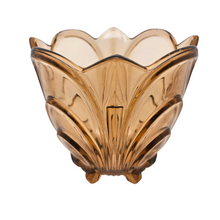 Afbeelding in Gallery-weergave laden, Vase Art déco Walther &amp; Söhne, Modèle Irene, en verre rose ambré avec pique-fleurs, années 1930 Le Charme des Violettes - Brocante en ligne
