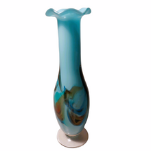 Charger l&#39;image dans la galerie, Vase en verre opalin turquoise vintage
