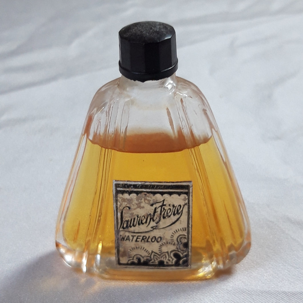 Laurent Frères, Waterloo. Parfum flesje. jaren twintig.