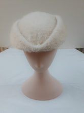 Afbeelding in Gallery-weergave laden, Vintage hoed in beige wol
