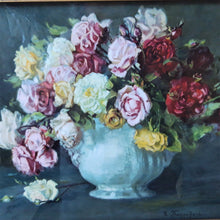 Load image into Gallery viewer, Framed chromo: Cup with old roses
