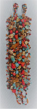 Afbeelding in Gallery-weergave laden, Vintage gevlochten armband van veelkleurige stenen en kralen

