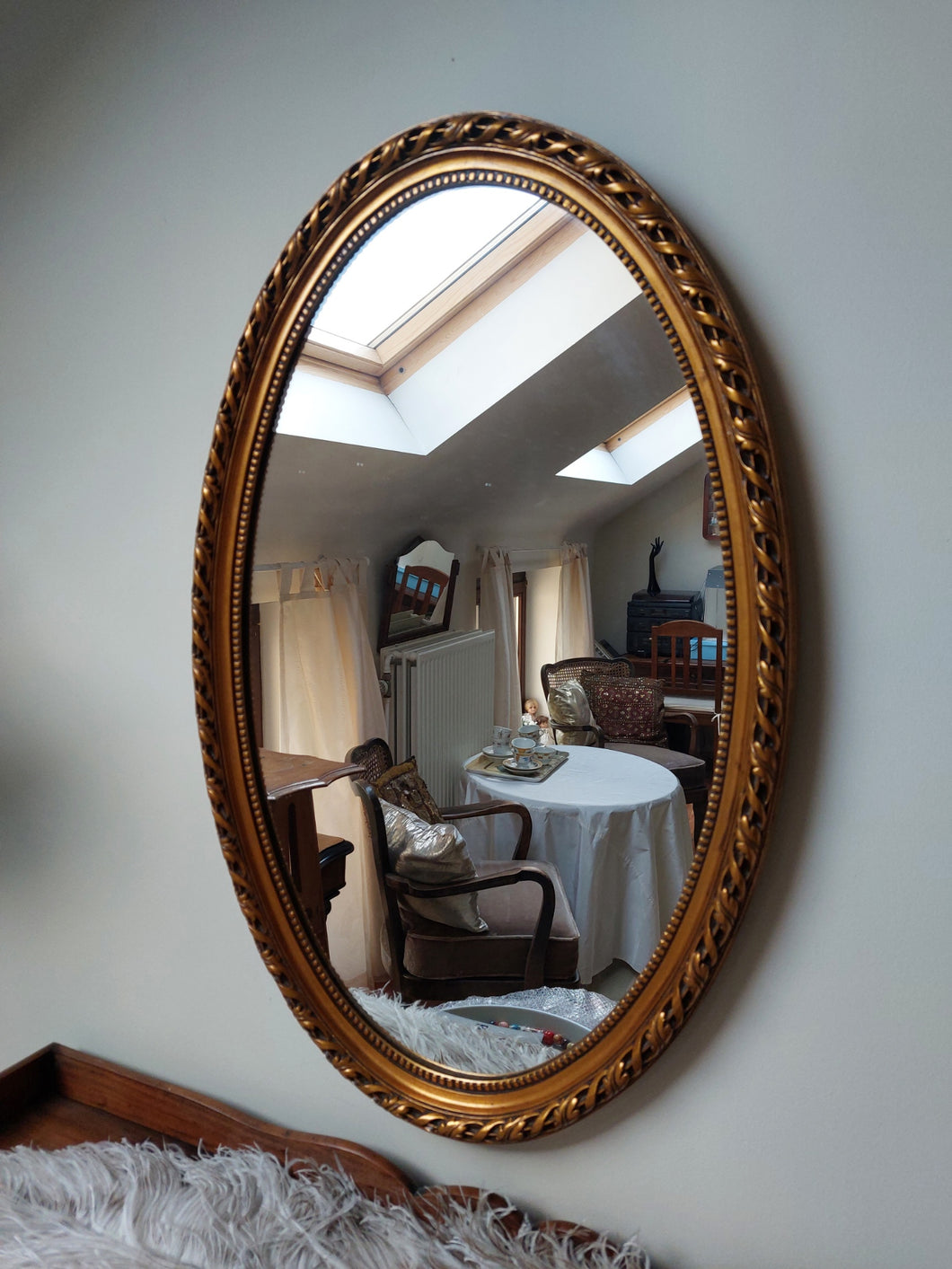 Miroir ovale vintage en bois doré (grand)