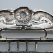 Charger l&#39;image dans la galerie, Lot de 3 boucles de ceinture rétro anciennes en métal argenté
